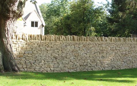 Grange Hill Cream Dry Stone Walling